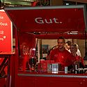 ... und boten gern köstlich 'gut.e' Kaffeevariationen an. ... und boten gern köstlich 'gut.e' Kaffeevariationen an.