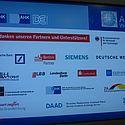 Auch auf den visuellen Medien vor Ort wurde der S-CountryDesk präsentiert.