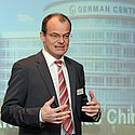 Welche Herausforderungen und Chancen warten in China und wie können German Centres unterstützen? Christian Sommer gab Antworten im Arbeitskreis.