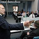 Gespannt wurde den Vorträgen gefolgt. Gespannt wurde den Vorträgen gefolgt.