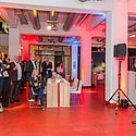 Das Sportmuseum - in Sparkassen-Rot getaucht